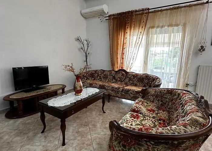 Ariadnishouse * Nea Karvali